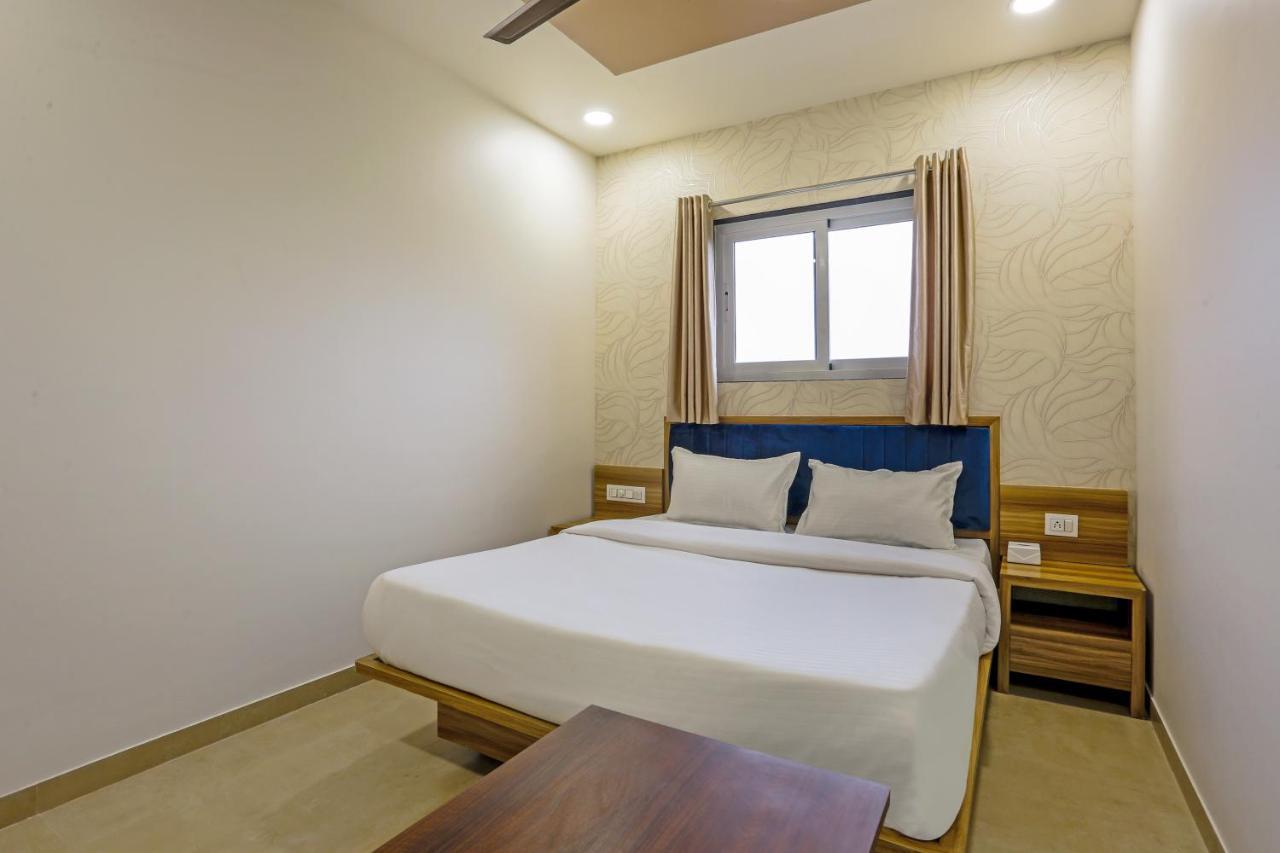 Sai Sagar Lodging & Boarding Ulhāsnagar Zewnętrze zdjęcie